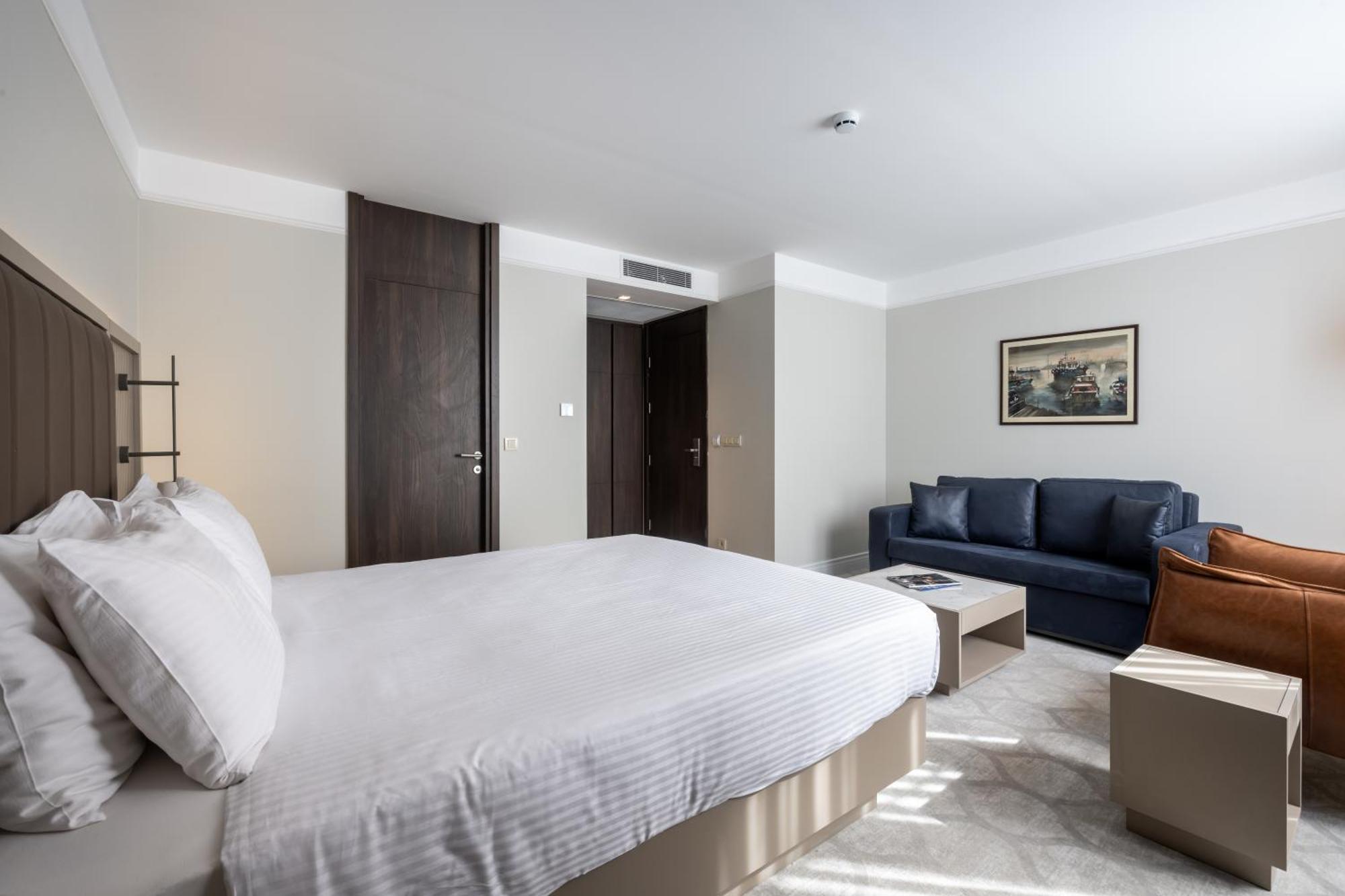 Noble Pangalti Hotel Istanbul Exterior photo
